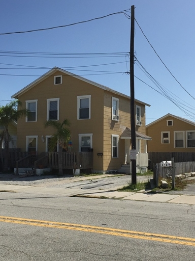 229 S Grandview Ave in Daytona Beach, FL - Building Photo