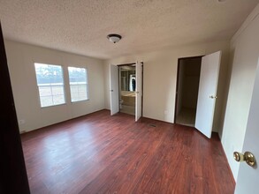 2870 Martin Mill Rd in Newnan, GA - Building Photo - Building Photo
