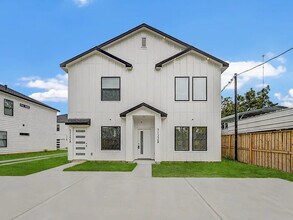 5122 Gold St in Houston, TX - Building Photo - Building Photo