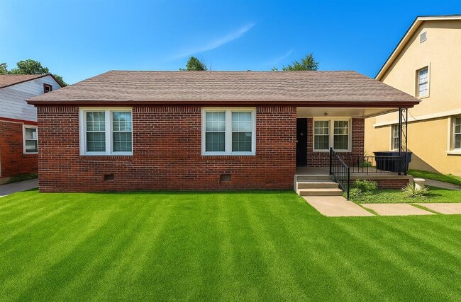 3413 NW 15th St