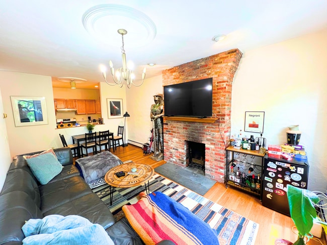 11 Worcester St, Unit 2