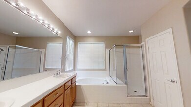 3725 Strata Dr in Carlsbad, CA - Building Photo - Building Photo