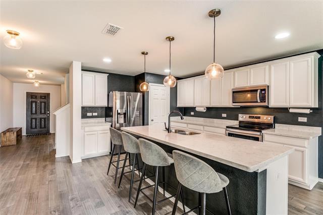 property at 1808 Vernon Dr