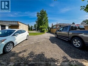 598 Mapledale Ave in London, ON - Building Photo - Building Photo