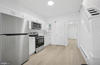 887 N 46th St in Philadelphia, PA - Building Photo - Building Photo