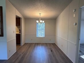 302 Lone Star Rd in Bastrop, TX - Building Photo - Building Photo