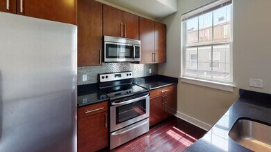 2610 Webster St in Philadelphia, PA - Building Photo - Building Photo