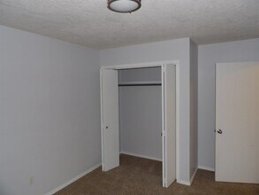 6806 NW Willow Springs Dr in Lawton, OK - Building Photo - Building Photo