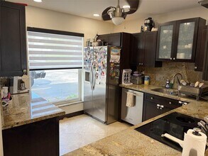 3690 NE 167th St in North Miami Beach, FL - Building Photo - Building Photo