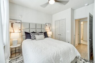 Dakota at Shepherd in Houston, TX - Foto de edificio - Building Photo