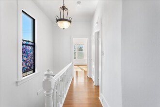 1821 Encinal Ave in Alameda, CA - Building Photo - Building Photo