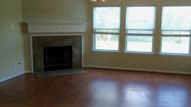 10219 Riderdale Park Ln in Houston, TX - Building Photo - Building Photo