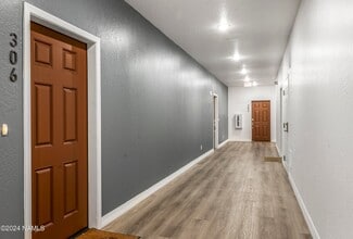 207 S Beaver St in Flagstaff, AZ - Building Photo - Building Photo