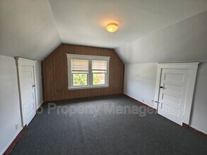 1644 Chapel St in New Haven, CT - Building Photo - Building Photo