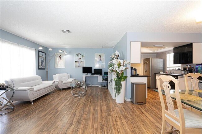 property at 1248 SE Ladner St