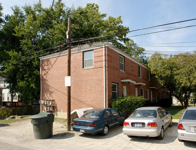 2350 Glenmawr Ave in Columbus, OH - Foto de edificio - Building Photo