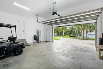 2261 Krape Rd in Naples, FL - Building Photo - Building Photo