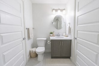 10060-346 46 St NE in Calgary, AB - Building Photo - Building Photo