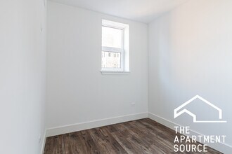 940 W Carmen Ave, Unit 206 in Chicago, IL - Building Photo - Building Photo