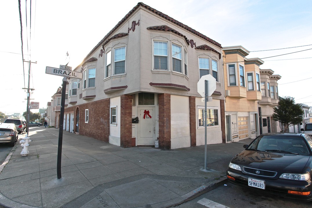 404 Naples St in San Francisco, CA - Building Photo