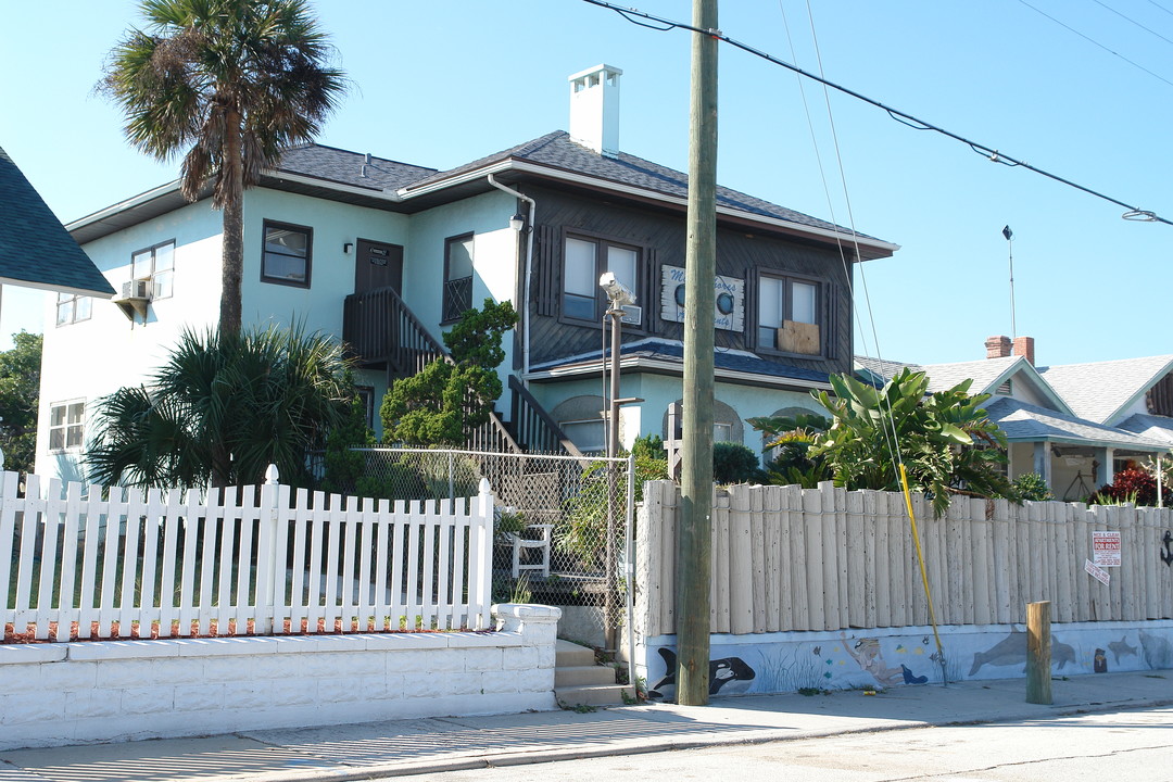 132 Grandview Ave in Daytona Beach, FL - Building Photo