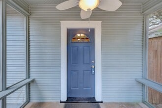 916 S 5th St in Austin, TX - Building Photo - Building Photo