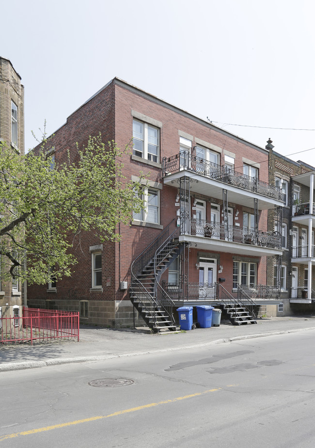 3854 LaSalle in Montréal, QC - Building Photo - Primary Photo