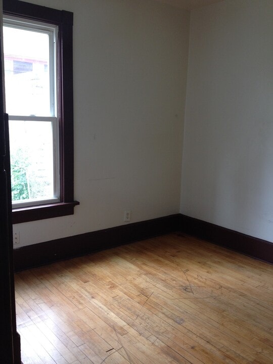 3167 N Holton St in Milwaukee, WI - Building Photo