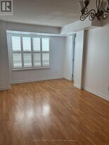 2772 Keele St in Toronto, ON - Building Photo