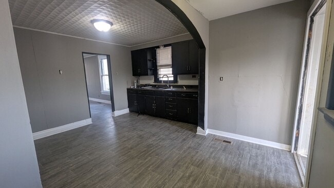 property at 2406 Washington St