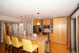 1617 Maple Terrace in Lisle, IL - Building Photo - Building Photo