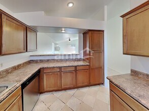 7729 W Rancho Dr in Glendale, AZ - Building Photo - Building Photo