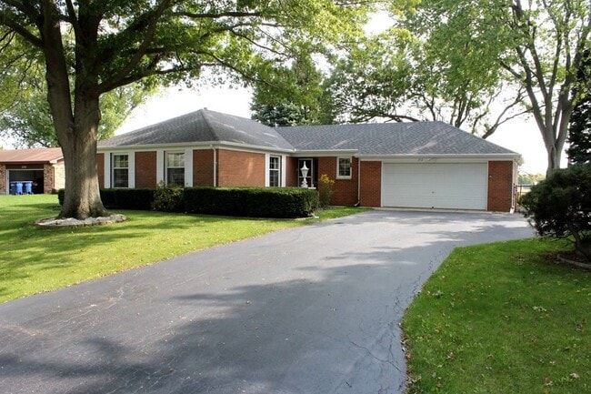 property at 212 Georgeanna St