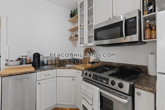 70 Phillips St-Unit -2 in Boston, MA - Building Photo - Building Photo