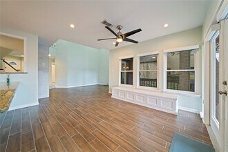 2662 Sailboat Dr in Houston, TX - Building Photo - Building Photo