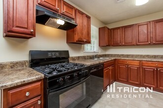 3276 Lancer Dr in Powder Springs, GA - Building Photo - Building Photo