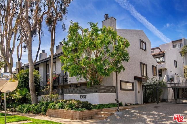property at 1937 S Beverly Glen Blvd