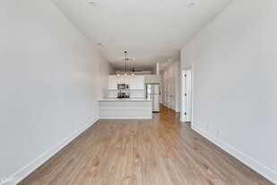 3312 N Halsted St in Chicago, IL - Building Photo