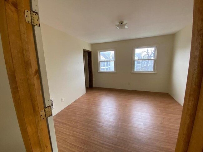 923 Churchill Ave in Utica, NY - Building Photo - Building Photo