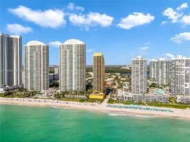 16275 Collins Ave in Sunny Isles Beach, FL - Building Photo