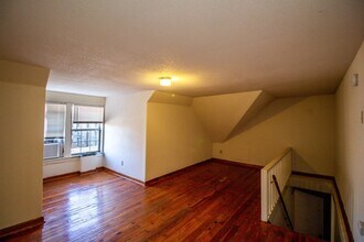 1107 E Walnut St in Columbia, MO - Building Photo - Building Photo