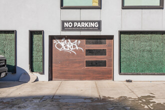 2484 Bedford Ave in Brooklyn, NY - Foto de edificio - Building Photo