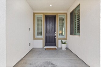 14222 Barbon Beck Ave in Bakersfield, CA - Building Photo - Building Photo