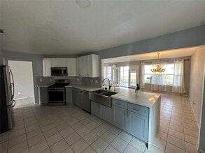 6814 Cheshire Park Rd in Houston, TX - Building Photo - Building Photo