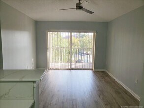 3617 NW Adriatic Ln in Jensen Beach, FL - Building Photo - Building Photo