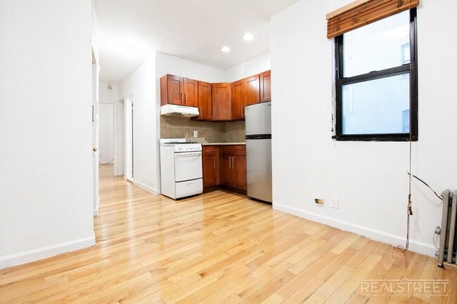 Newly Renovated Spacious 2BR in Heart of Park Slope, Unit 1
