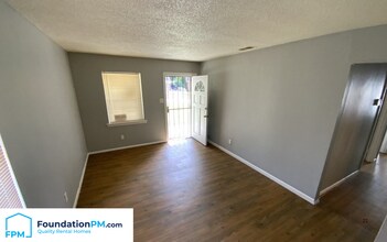 3593 W Horn Lake Rd in Memphis, TN - Building Photo - Building Photo