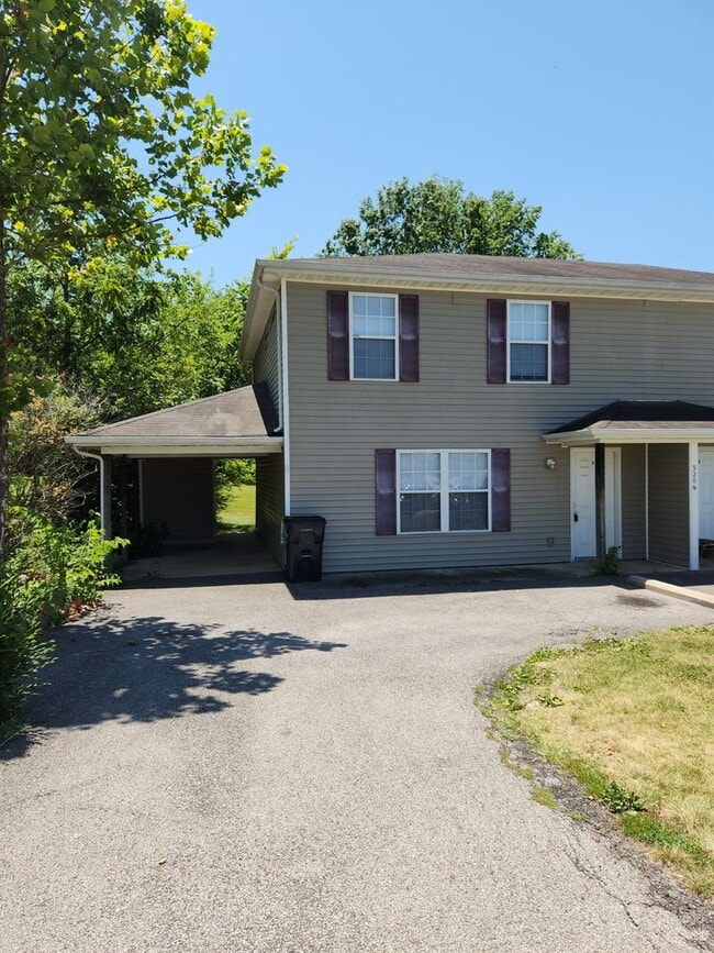 property at 3206 Elm Grove Dr