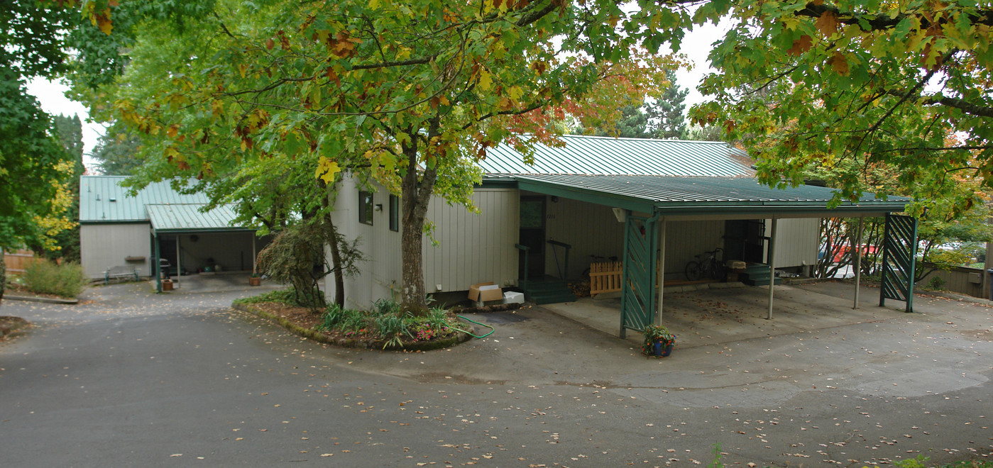 1214-1232 Dorval Dr NW in Salem, OR - Building Photo