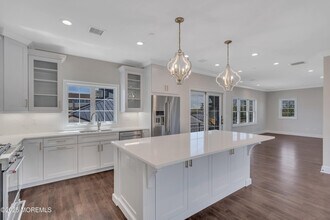 58 Seaview Ave in Long Branch, NJ - Building Photo - Building Photo